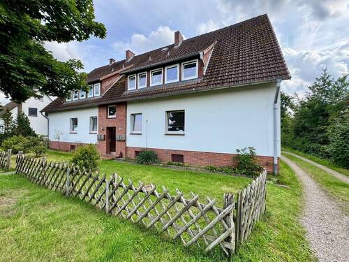 Außenansicht (2) - Solides 4-Parteienhaus in Lindwedel