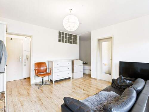 Wohnbereich - Etagenwohnung mit 32,00 m² in Esslingen am Neckar zum Kaufen