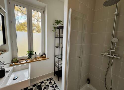 Bad - (KI generiert) - 