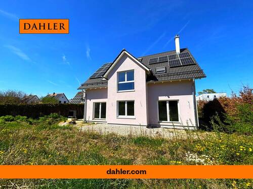 Außenbild - Erstbezug: Hochwertiger KfW-40 Neubau mit Einliegerwohnung