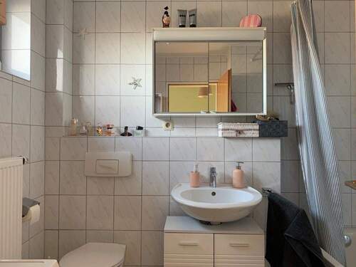 Bad - 2 Zimmer Etagenwohnung zur Miete in Geestland