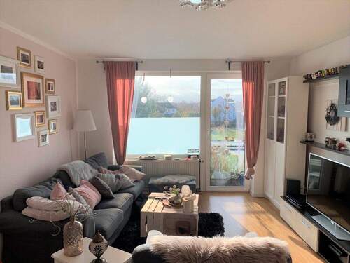 Wohnzimmer - Etagenwohnung mit 54,30 m² in Geestland zur Miete