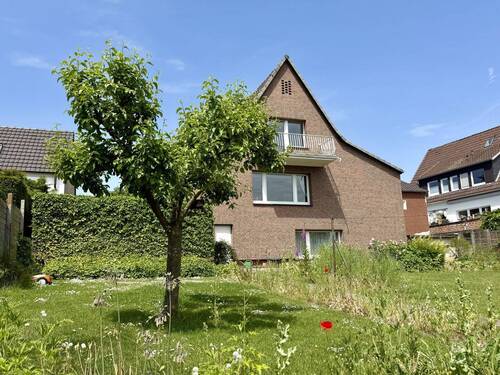 Rückansicht mit Garten - 6 Zimmer Einfamilienhaus in Fröndenberg/Ruhr