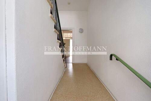 V10189-5 EG Treppenhaus 1.2 - 