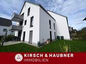 Neuwertige Wohnung - Seltenes Angebot! Stilvolle 3-Zimmer-Wohnung mit ca. 180 m² Privatgarten, Neumarkt - Mühlen
