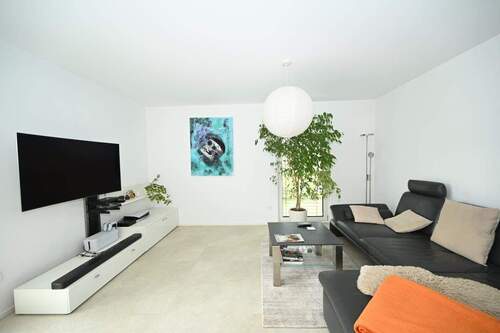 Großzügiger Wohnbereich - 