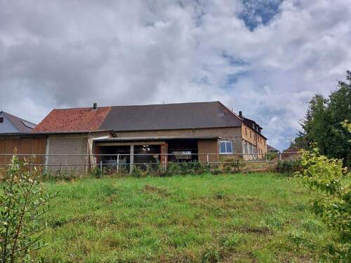 Hof von NW aud Ställe 1.jpg - 