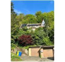 Stadtleben und Naturgenuss: Flexibel nutzbares Doppelhaus mit Garagen und angrenzendem Waldgrundstück! - Frankenberg (Eder)