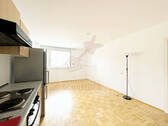 Zimmer I - 1 Zimmer Etagenwohnung in München