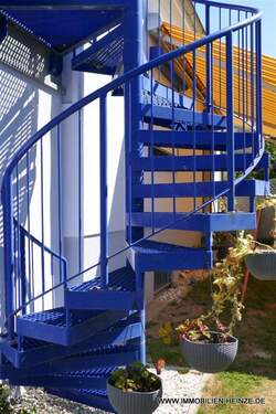 Außentreppe zur Dachterrasse - 