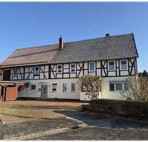 Historischer Charme mit viel Platz und Potenzial - ideal für Familien und kreative Köpfe! - Twistetal Ober-Waroldern