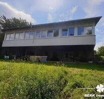BERK Immobilien - Leben in Grünen: Charmantes Einfamilienhaus mit großem Garten in Lützelbach