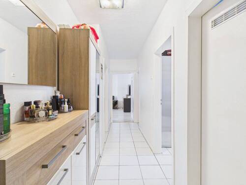 Flur - 4 Zimmer Etagenwohnung zum Kaufen in Dortmund