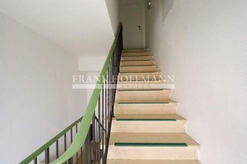 V10189-5 DG Treppenhaus - 