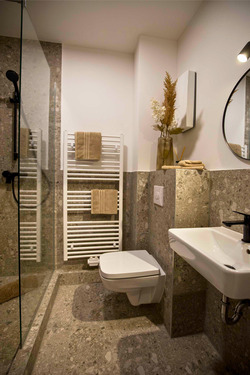 Beispielwohnung Bad (2) - Etagenwohnung mit 42,50 m² in Berlin zum Kaufen