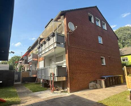 Bild 1 - Gelsenkirchen-Scholven: Aufgeteiltes Mehrfamilienhaus mit 5 Wohnungen