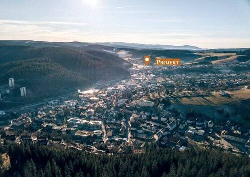 Luftbild-Lage - 3 Zimmer Etagenwohnung in Furtwangen im Schwarzwald