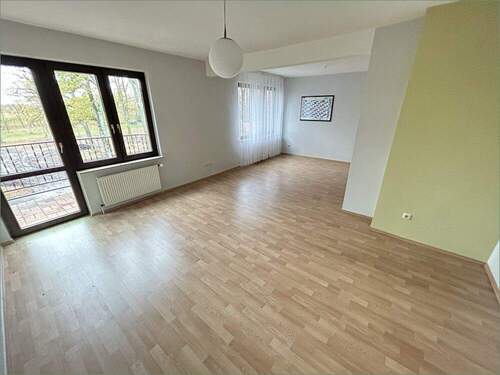 Zimmer OG + Balkon - 