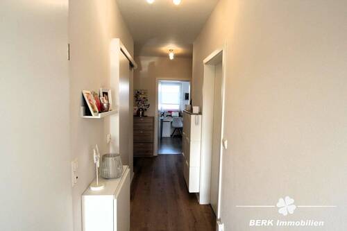 Diele - Etagenwohnung mit 77,00 m&sup2; in Mainhausen / Zellhausen zum Kaufen