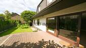 Holzterrasse im EG - 