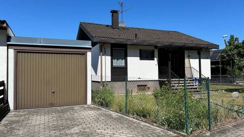 8 Garage - 