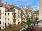 seitlicher Blick vom Balkon - 