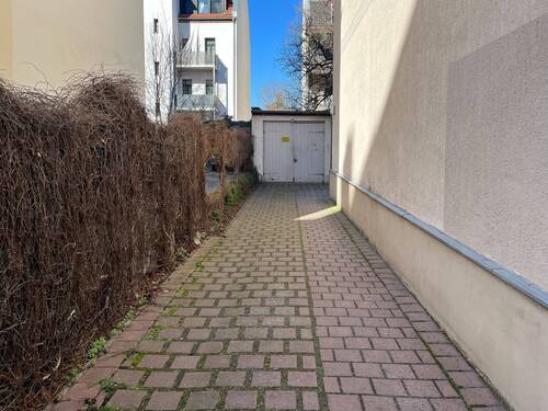 Zugang zum Hof - 