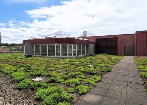 Begrünte Fläche - Büro in Pforzheim zur Miete