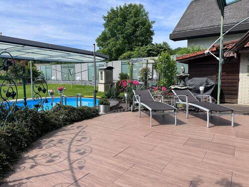Terrasse - 8 Zimmer Einfamilienhaus in Dernbach (Westerwald)