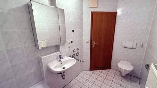 Badezimmer II - 