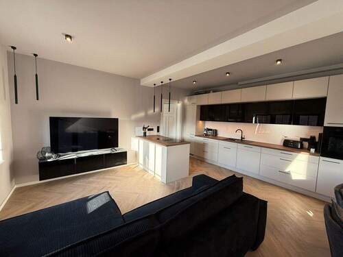 Beispiel Sanierungskonzept - Individueller Umbau nach Ihren Wünschen in Premiumlage. Wir erfüllen Ihren Wohntraum!