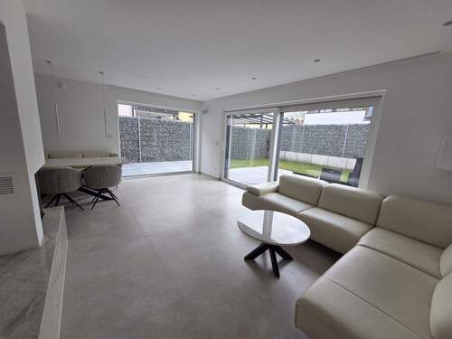 Bild 4 - Doppelhaushälfte mit 185,00 m&sup2; in Röthenbach a.d.Pegnitz zum Kaufen