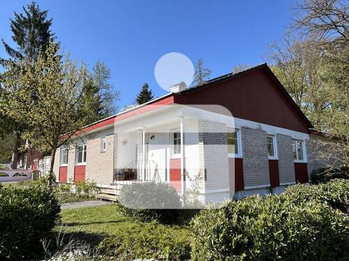 Titelbild - EFH mit herrlichem Grundstück in Eckental-Forth...Ein Refugium für die Seele...