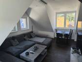 Wohnzimmer mit Essbereich - 2 Zimmer Etagenwohnung in Wiesloch