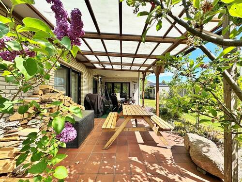 Überdachte Terrasse - Einfamilienhaus mit 135,00 m² in Rhauderfehn / Burlage zum Kaufen