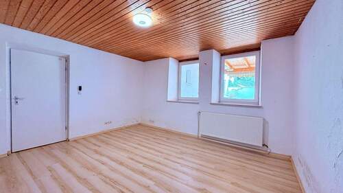 Zimmer 2 EG Einliegerwohnung - 