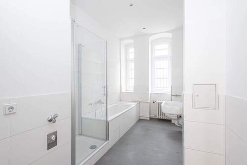 Beispielwohnung Badezimmer - 4 Zimmer Etagenwohnung in Berlin