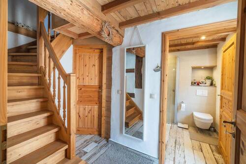 Treppe zu Obergeschoss - 