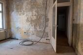 Unsanierte Hinterräume - 