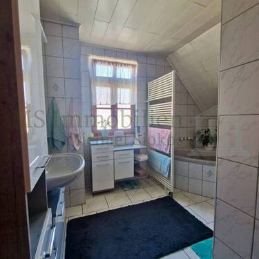 EFH OG Badezimmer (1) - 