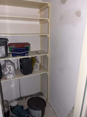 Abstellkammer - 