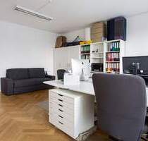 Ausgestattete Arbeitsplätze in München - zentrale Lage, Dachterrasse