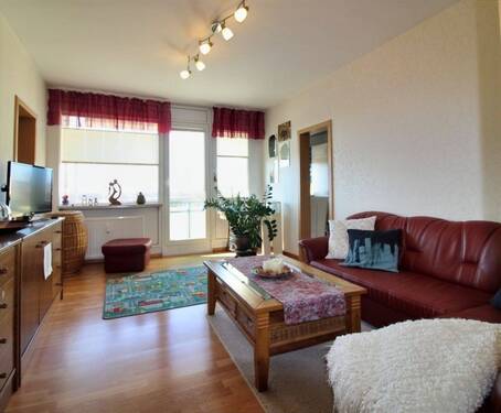 Wohnzimmer - 4 Zimmer Etagenwohnung in Berlin