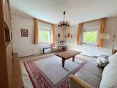Wohnzimmer - 7 Zimmer Mehrfamilienhaus, Wohnhaus zum Kaufen in Kulmbach