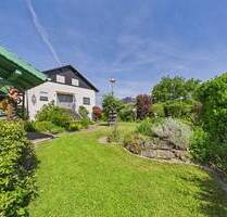 Einfamilienhaus mit Einliegerwohnung und traumhaft angelegtem Garten - Braunfels Bonbaden
