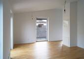 Wohn-/Schlafraum - 2 Zimmer Etagenwohnung in München