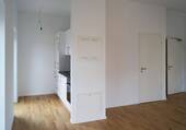 Blick zur Küche - Etagenwohnung mit 35,50 m&sup2; in München zur Miete
