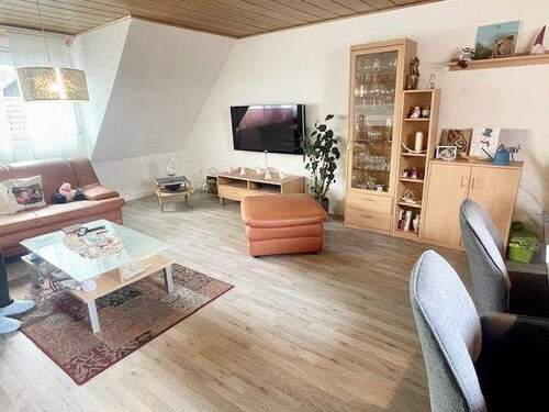 3-Zimmer-Wohnung-DG (1).jpeg - Büro in Röttenbach