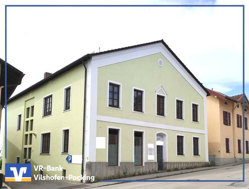Titelbild Internet - Im Herzen von Bad Griesbach: Bürogebäude mit Nebengebäude sowie Lagerfläche!