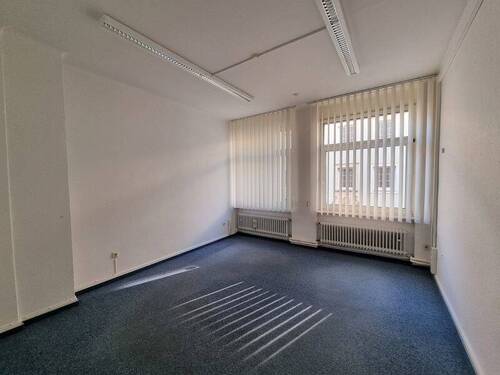 3 - Büro mit 140,00 m&sup2; in Bitburg zur Miete